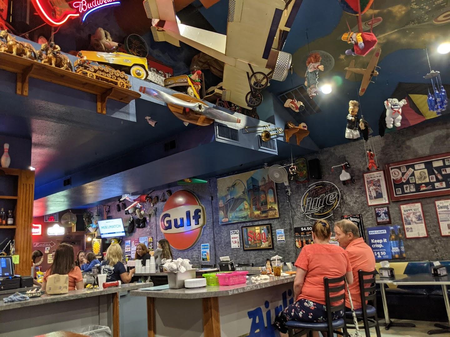 Airliner Bar & Grill